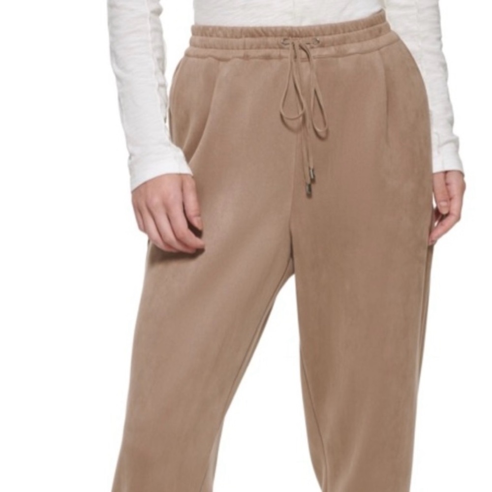DKNY Women's Pull on Suede Jogger, Mushroom,  Size: Medium